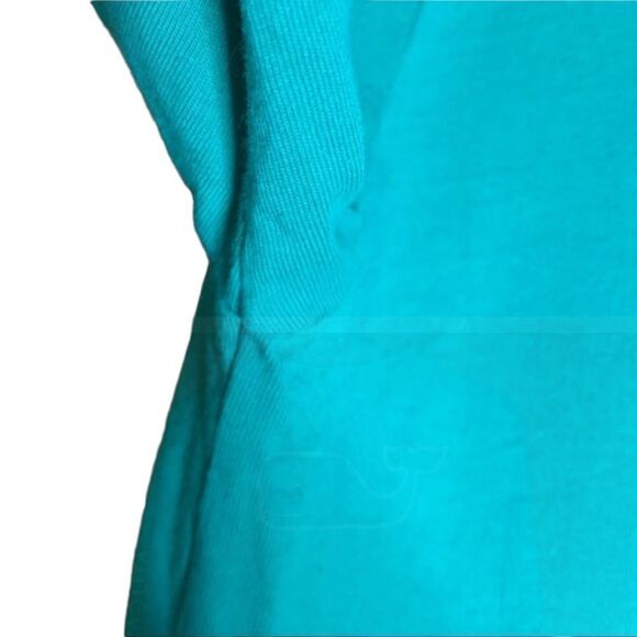 3 for $30! Vineyard vines graphic long sleeve top - Picture 11 of 12